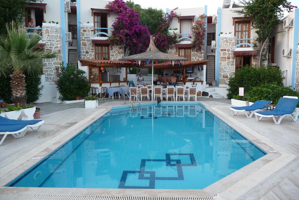 Dasis Hotel Suites Бодрум Экстерьер фото